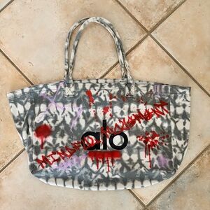 Alo Mindful Movement Limited Edition Grafitti Tote